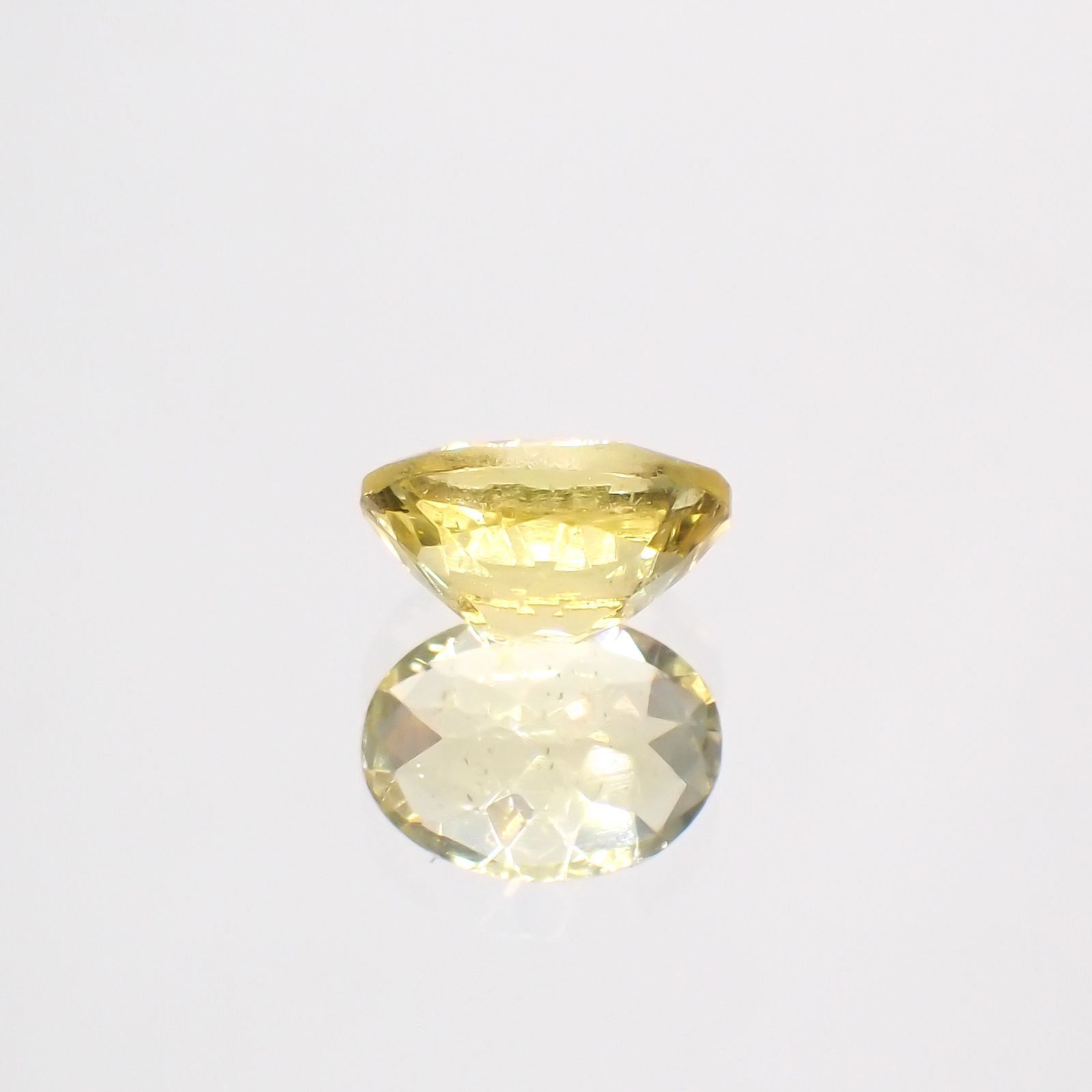 レモンイエローアパタイト（宝石名アパタイト） メキシコ産 1.41ct 識別済 8.1×6.1mm前後