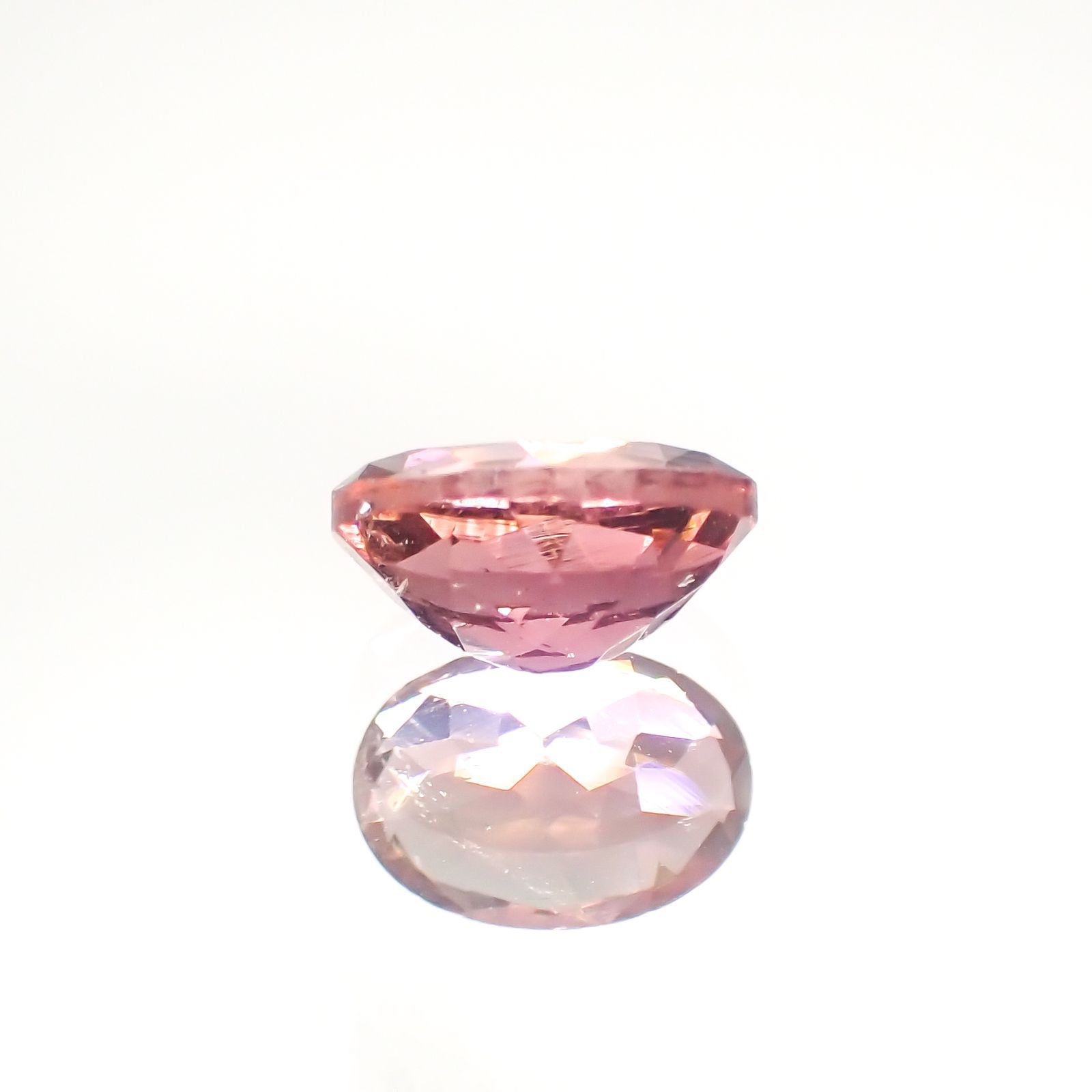 ピンクトルマリン（宝石名ピンク・トルマリン） ブラジル/アフリカ産 0.83ct 識別済 6.9×4.9mm前後