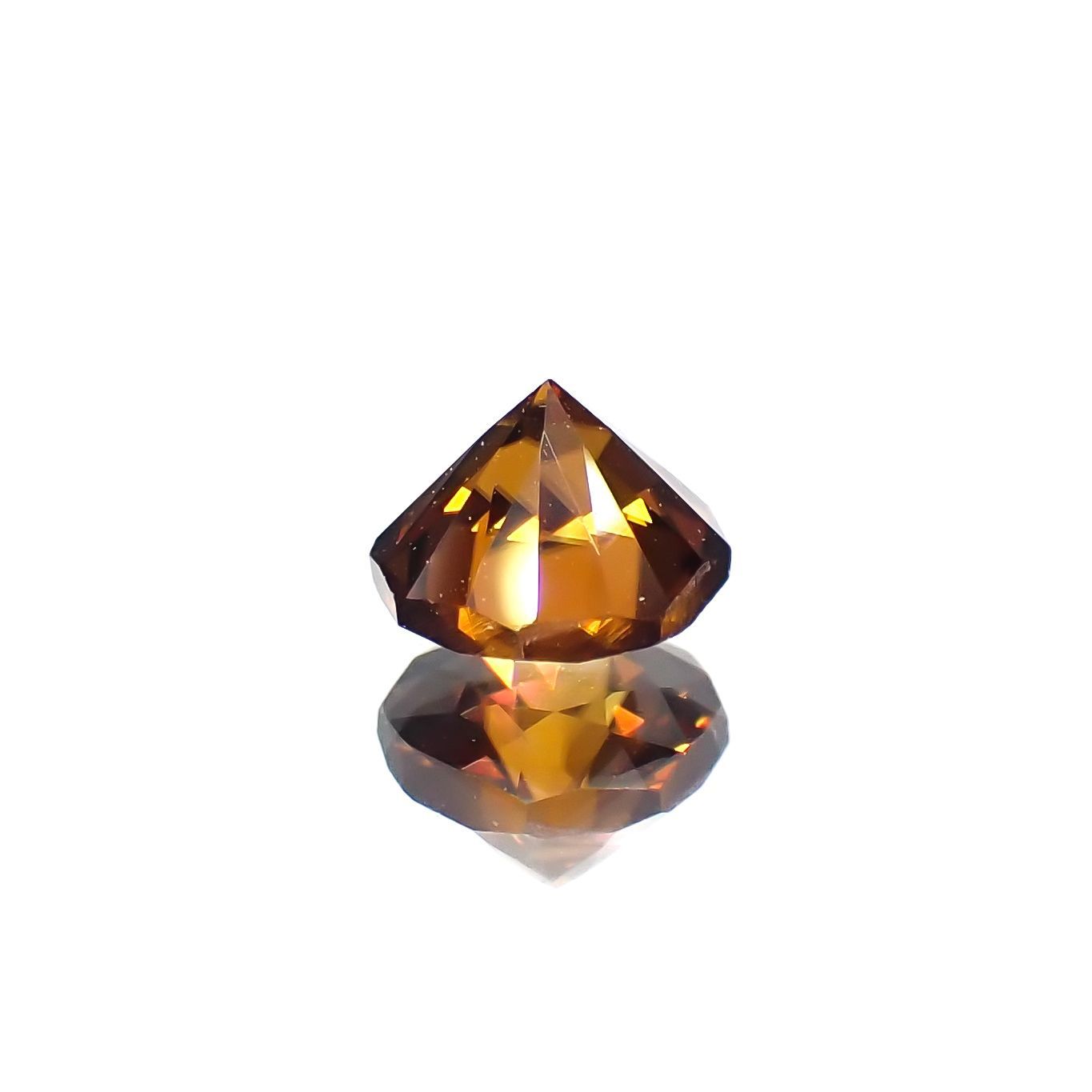 ◇オクタゴンカット◇オレンジジルコン（宝石名ジルコン）スリランカ/カンボジア産 0.87ct 識別済 5×4.9mm前後