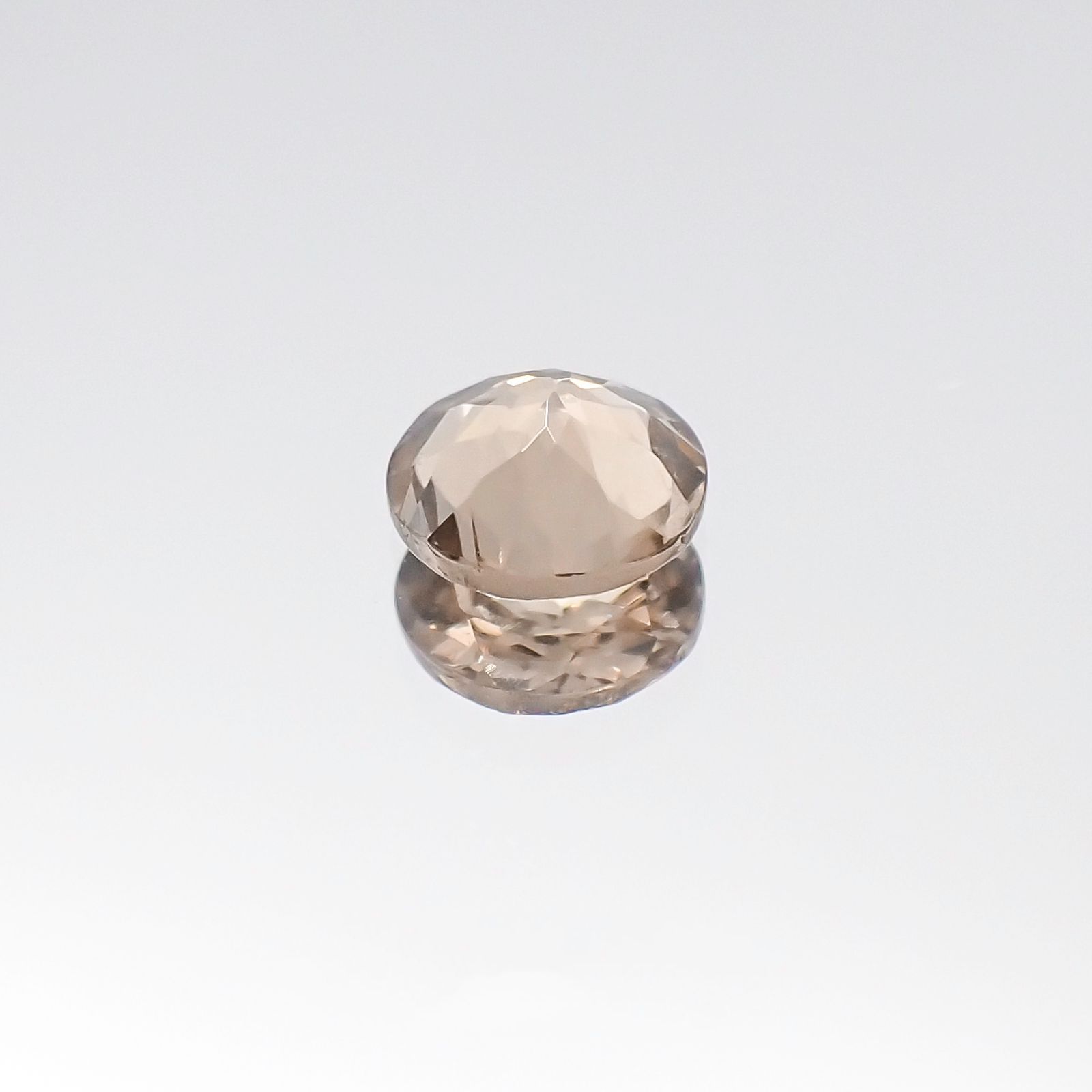 カラーチェンジマラヤガーネット（宝石名ガーネット）タンザニア・マヘンゲ産 0.51ct 識別済 4.9×4.9mm前後