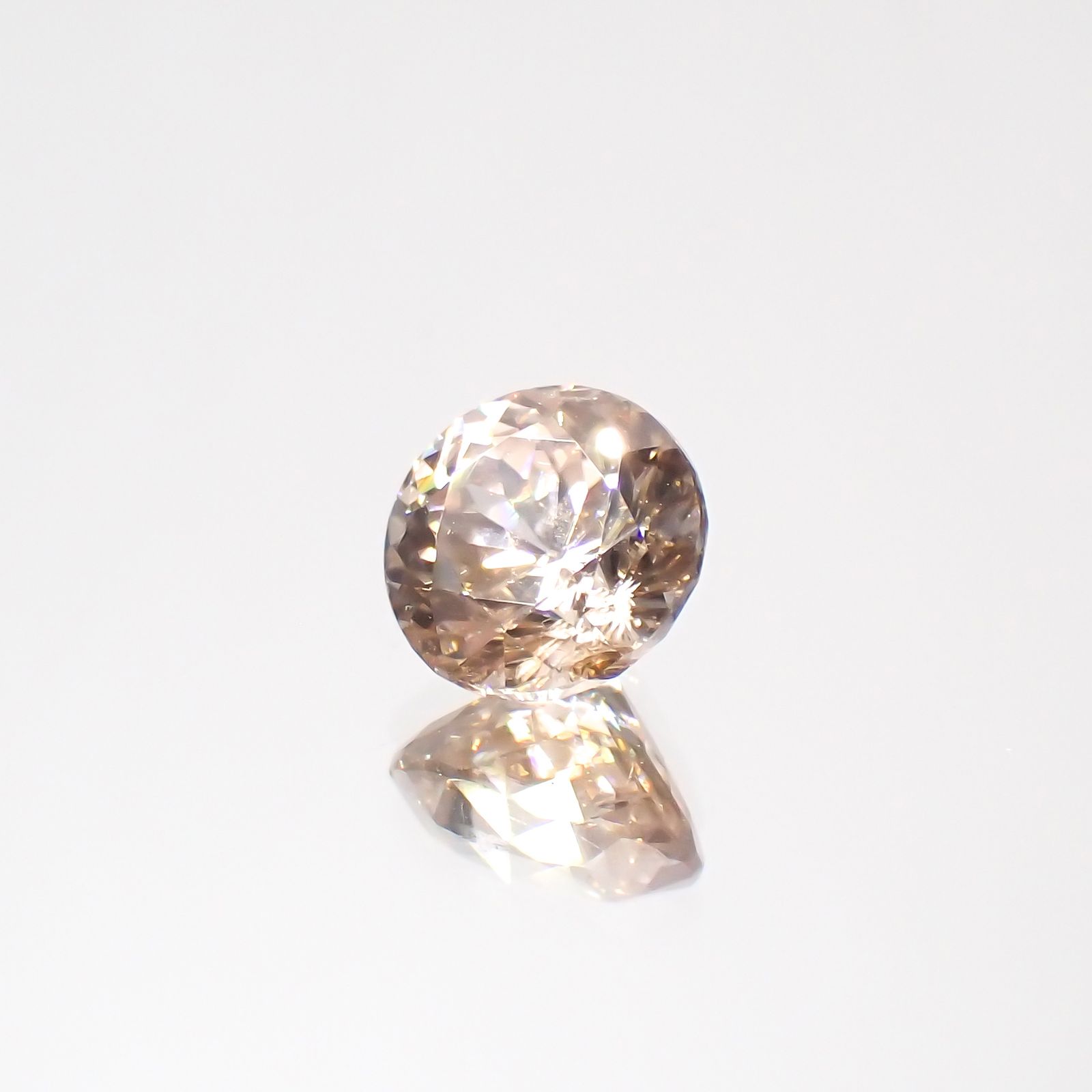 オレンジジルコン（宝石名ジルコン）スリランカ/カンボジア産 1.35ct 識別済 6.1×6.1mm前後