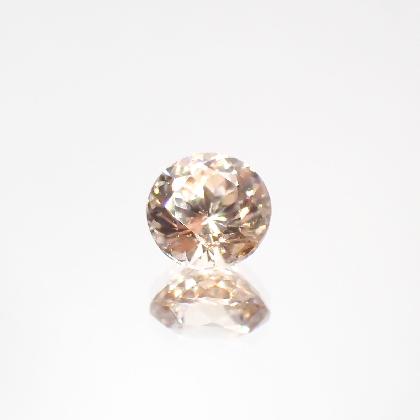 オレンジジルコン（宝石名ジルコン）スリランカ/カンボジア産 1.35ct 識別済 6.1×6.1mm前後