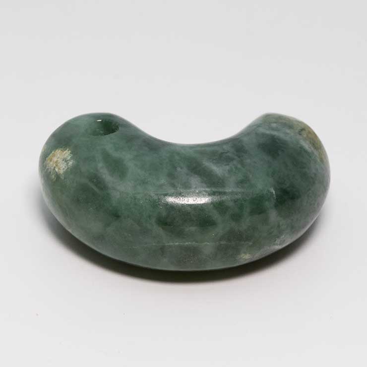 【一点もの】勾玉 糸魚川翡翠34mm【鑑別書付き】