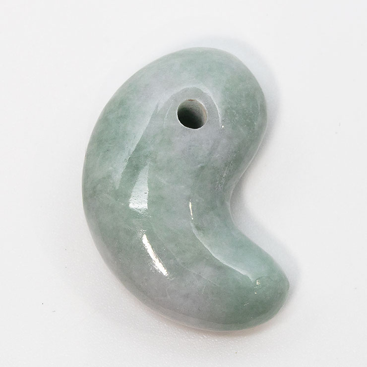【一点もの】勾玉 糸魚川翡翠 30mm