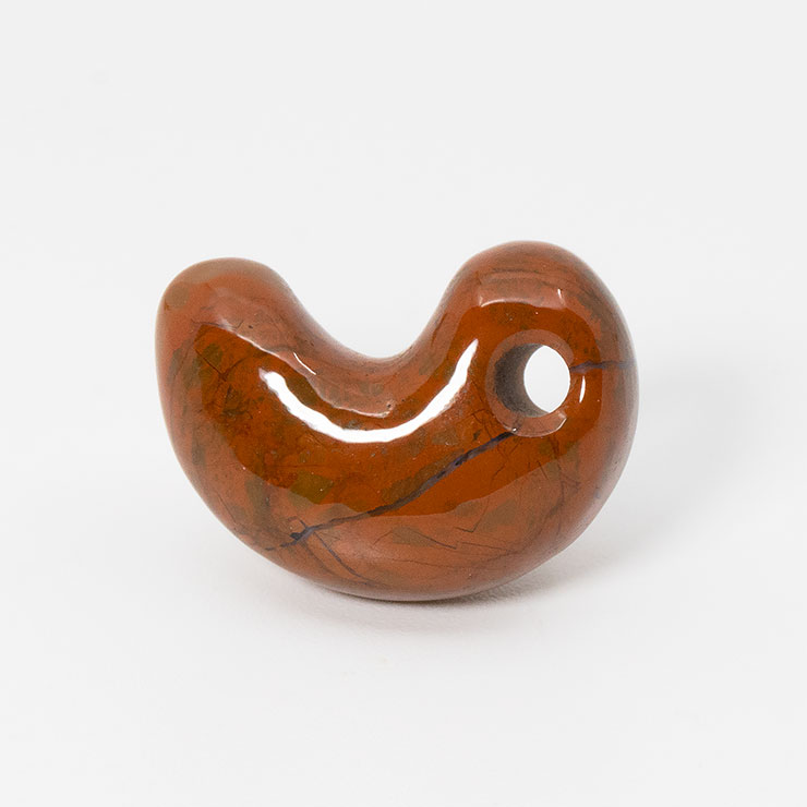 【一点もの】勾玉 佐渡赤玉石 18mm【鑑別書付き】