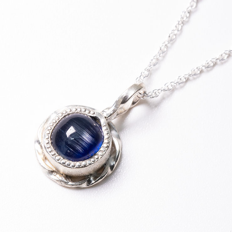 【一点もの】ネパール産カイヤナイト シルバーペンダント